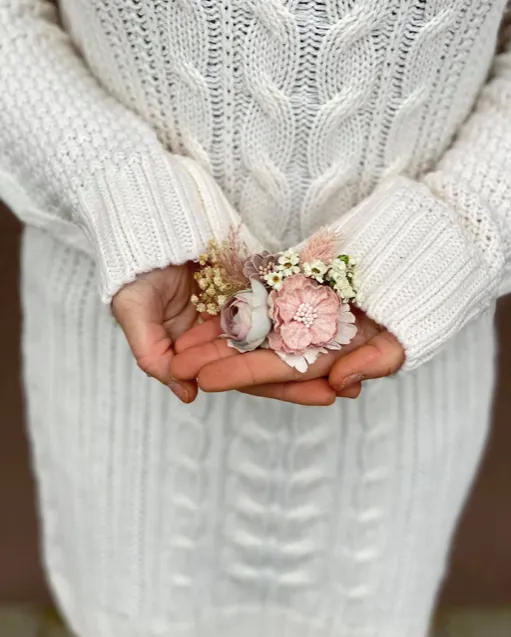 Blush pink flower wedding brooch Romantic brooch Pale pink Statement brooch Bridal flower brooch Magaela accessories Dusty pink Coat brooch