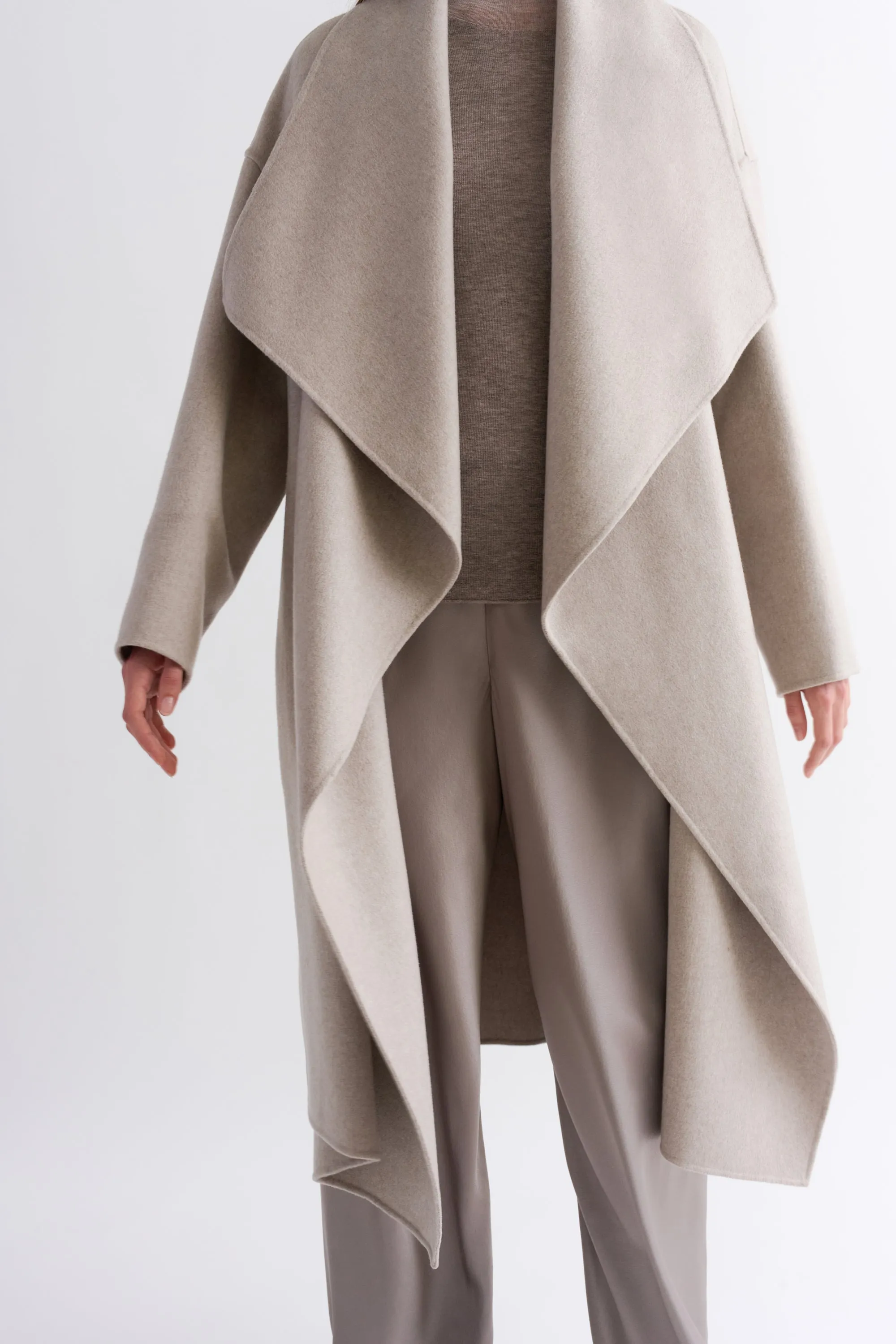 CASHMERE BLANKET COAT