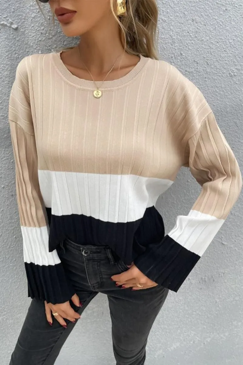 COLOR BLOCK O NECK LOOSE FIT CASUAL TOP