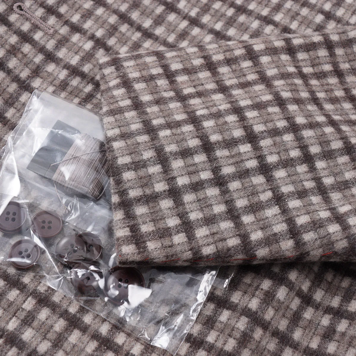 Isaia Flannel Wool-Cashmere Sport Coat