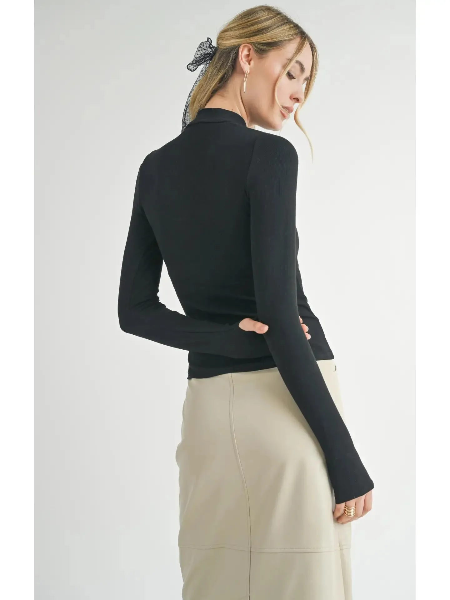 Sadie & Sage Ronan Mock Neck Knit Top