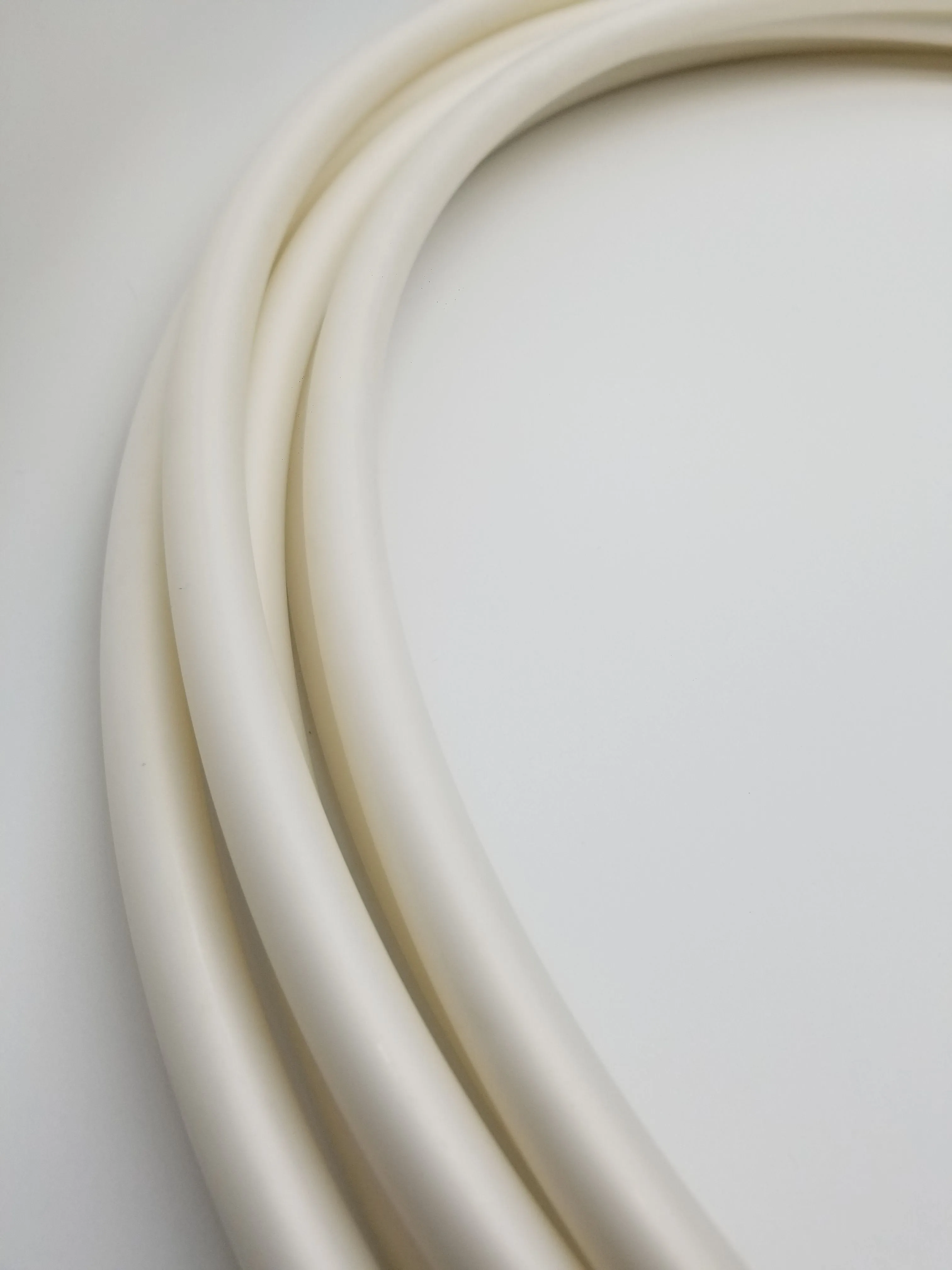 White Moonstone Polypro Bare Hoop 3/4